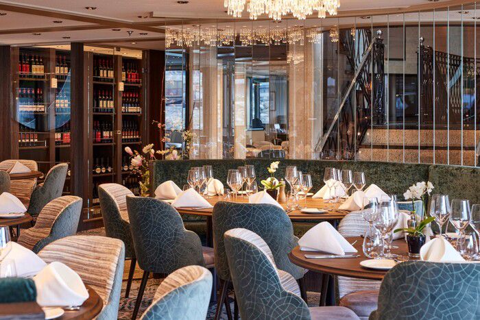 Restaurants, Bars & Cafés on MS Joy
